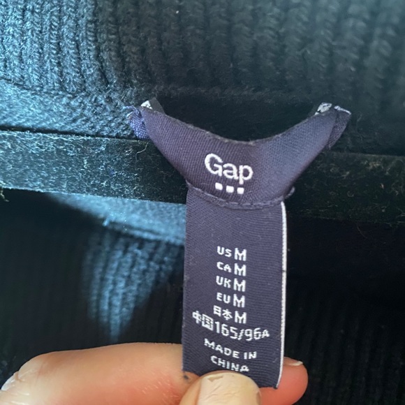 Gap Off the Shoulder Sweater - Picture 5 of 8